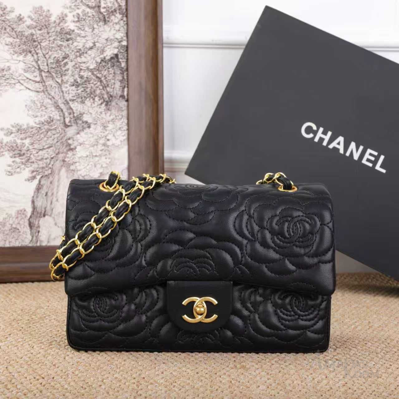 Chanel Bag | Camellia Flap Black
