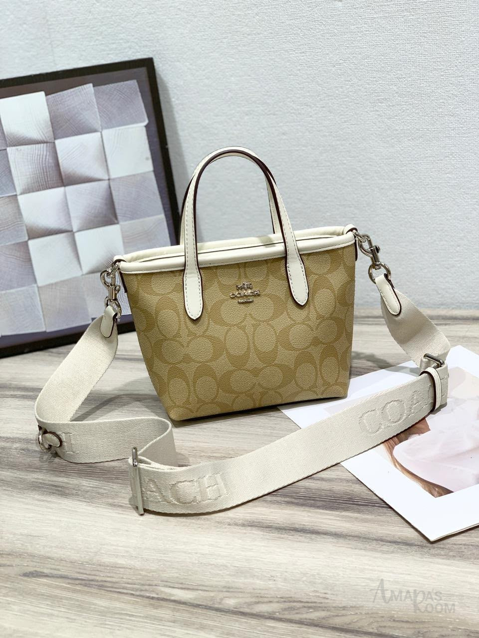 Coach Bag City Mini Tote Bag in Signature Canvas White